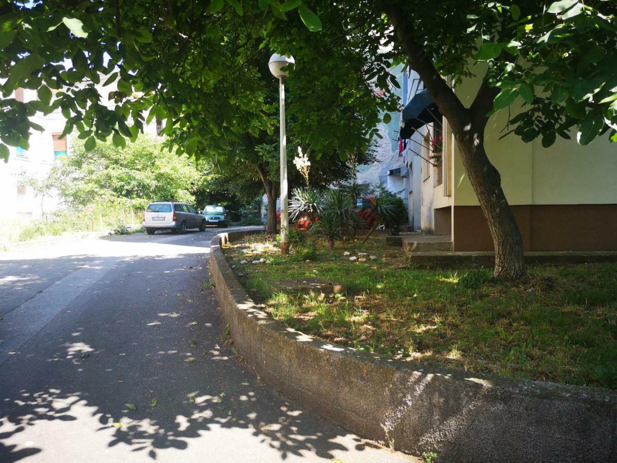 Apartman Emanuel Pula Bagian luar foto